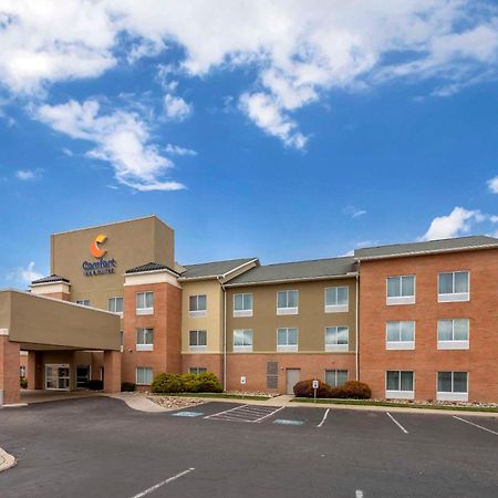 Comfort Inn & Suites Akron South Ngoại thất bức ảnh