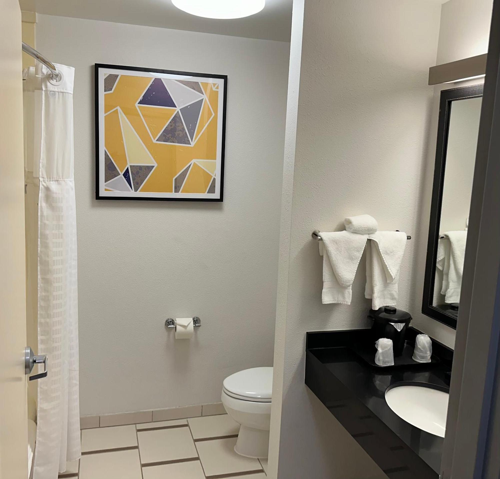Comfort Inn & Suites Akron South Ngoại thất bức ảnh