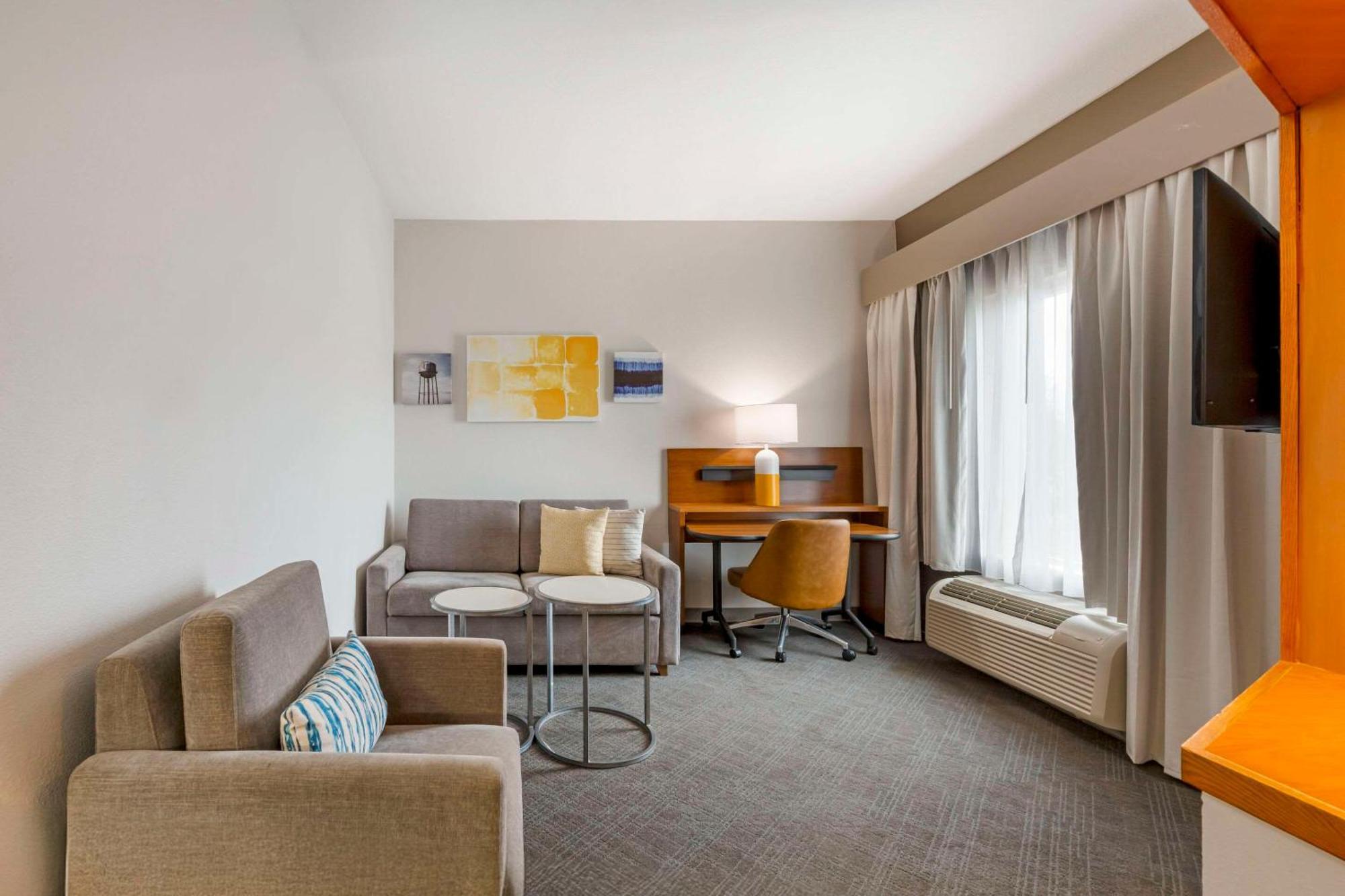Comfort Inn & Suites Akron South Ngoại thất bức ảnh